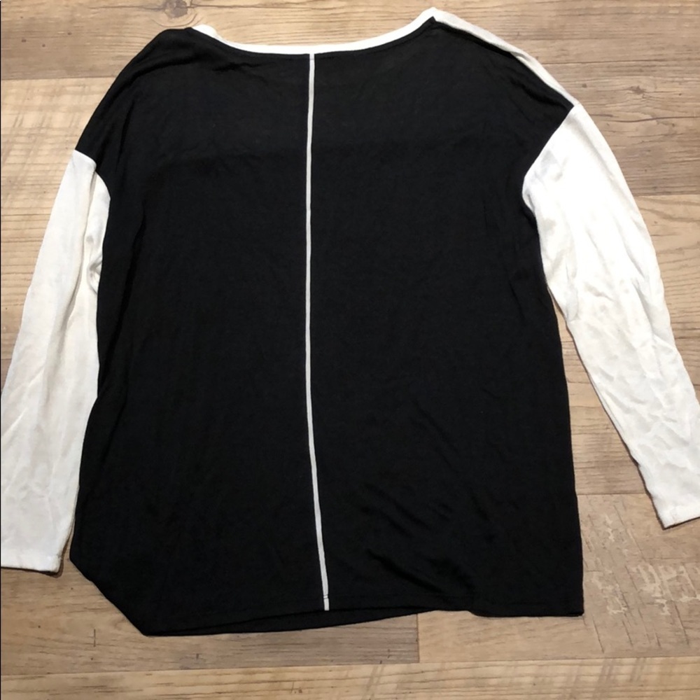 Vince Long Sleeve Top Size XS - Picture 3 of 3
